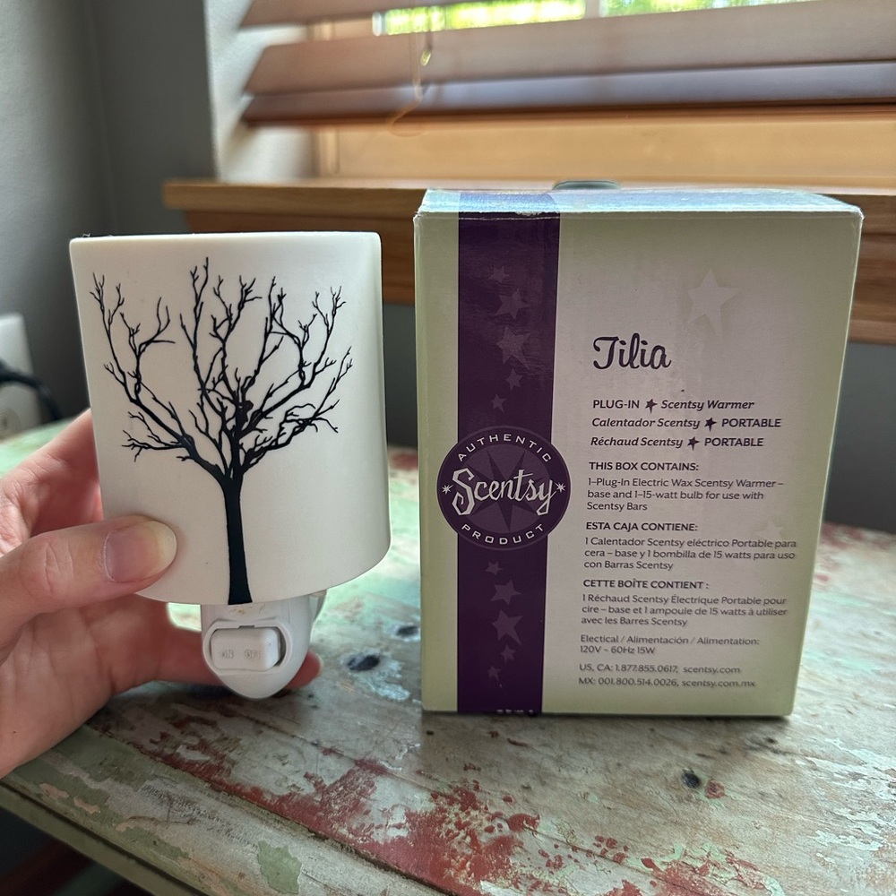 Scentsy Tilia Tree Design Plug-In Warmer